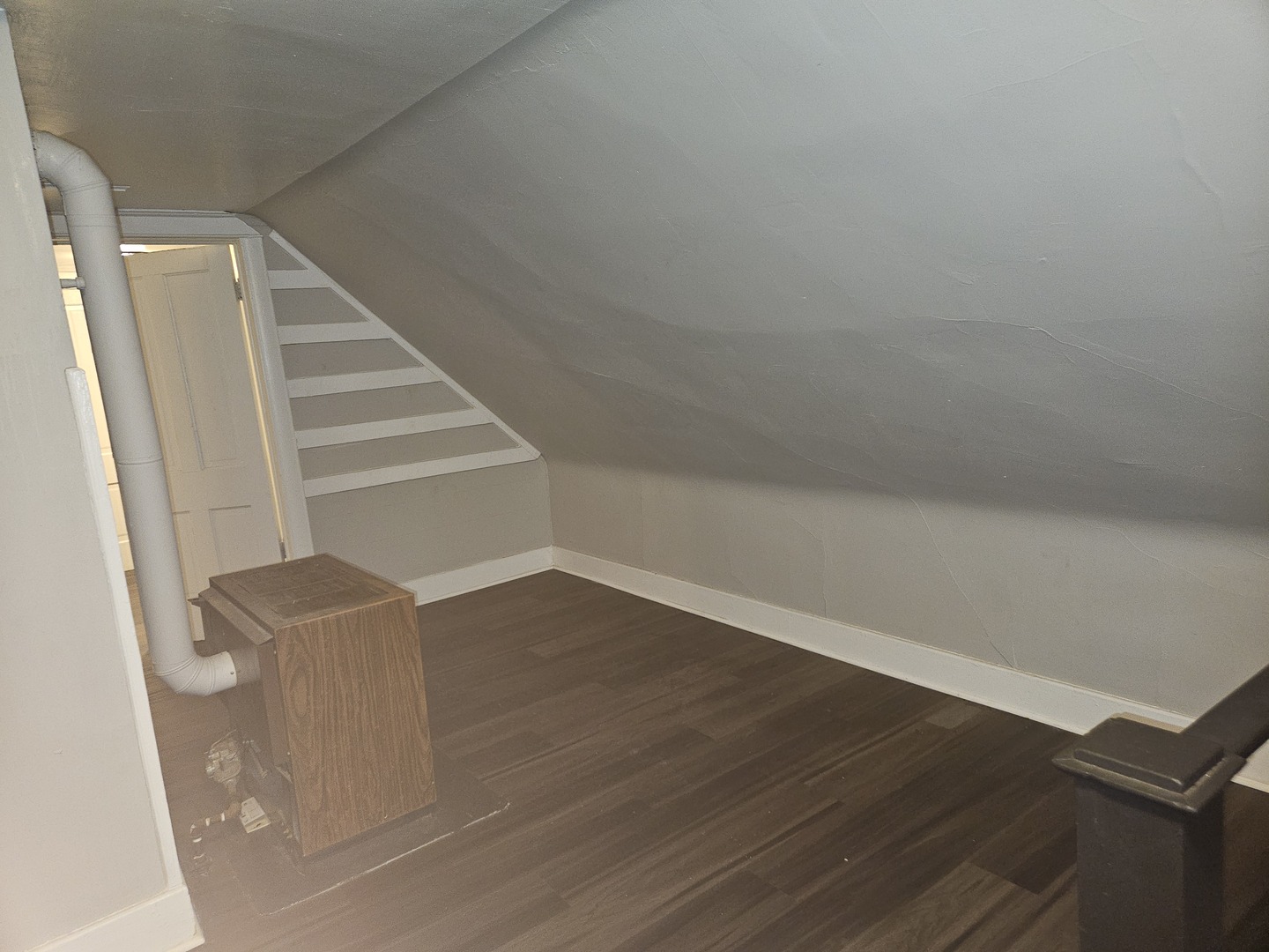 517 East Chicago Street, Unit 7 Elgin, IL 60120 - Photo 4 of 4