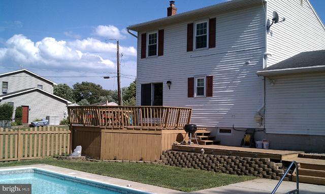 370 Oaklyn Road Lebanon, PA 17042 - Photo 3 of 19 Gallery Image 3