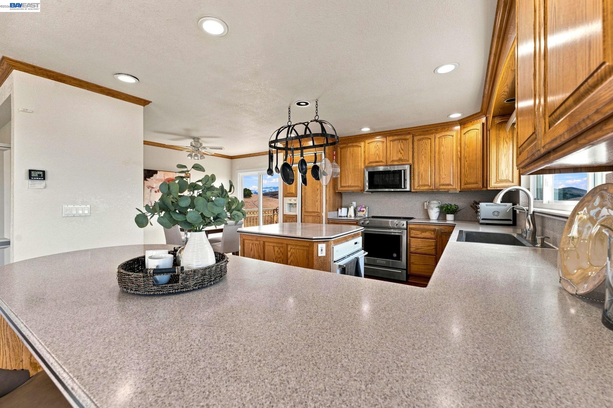 41794 Vargas Road Fremont, CA 94539 - Photo 26 of 80 Gallery Image 26