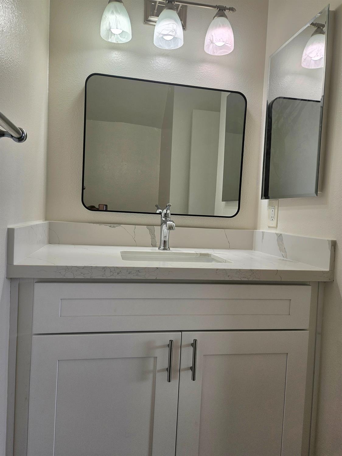 10861 Coloma Road, Unit 4 Rancho Cordova, CA 95670 - Photo 20 of 44 Gallery Image 20