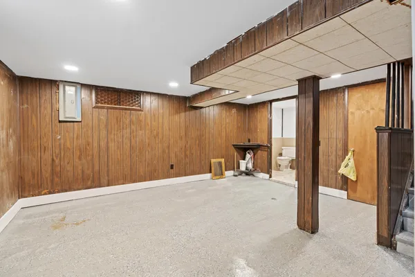 $230,000 | 7210 Buckingham Avenue, Allen Park, MI 48101