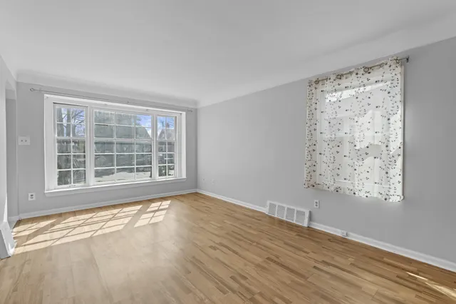 $230,000 | 7210 Buckingham Avenue, Allen Park, MI 48101