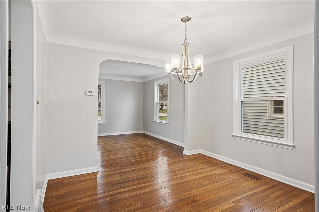 5016 Anderson Road Cleveland, OH 44124 - Photo 10 of 35