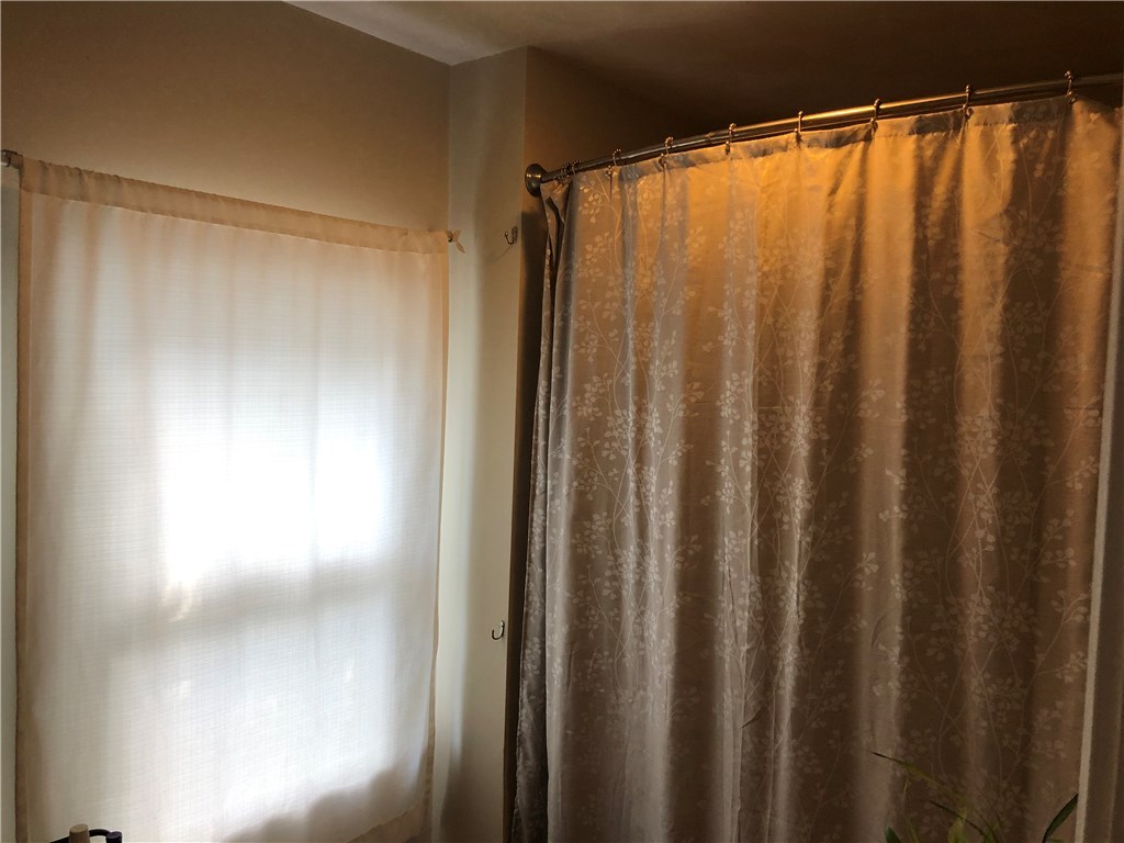 120 Milton Road Warwick, RI 02888 - Photo 18 of 24 Gallery Image 18