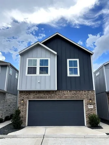 $359,000 | 9820 Rugged Oaks Drive, Houston, TX 77080