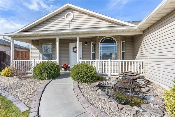 $375,000 | 533 West Palmer Drive, Nampa, ID 83686
