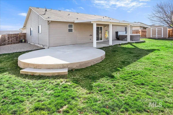 $375,000 | 533 West Palmer Drive, Nampa, ID 83686