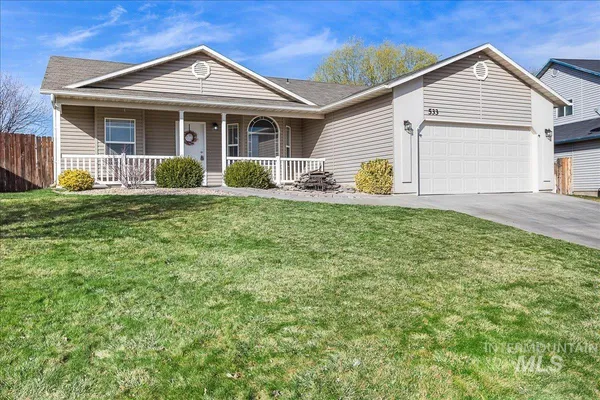 $375,000 | 533 West Palmer Drive, Nampa, ID 83686