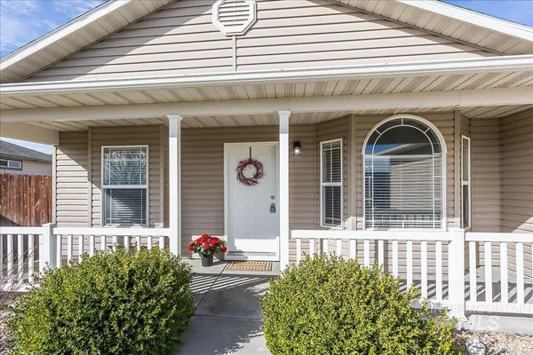 $375,000 | 533 West Palmer Drive, Nampa, ID 83686