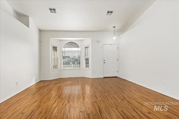 $375,000 | 533 West Palmer Drive, Nampa, ID 83686