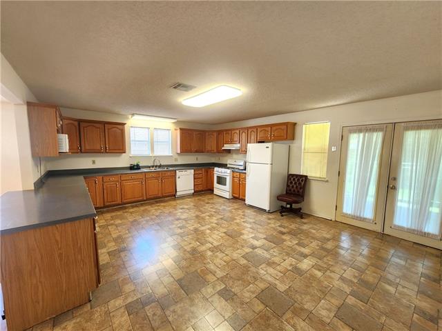 104 Delta Street Belle Chasse, LA 70037 - Photo 9 of 23