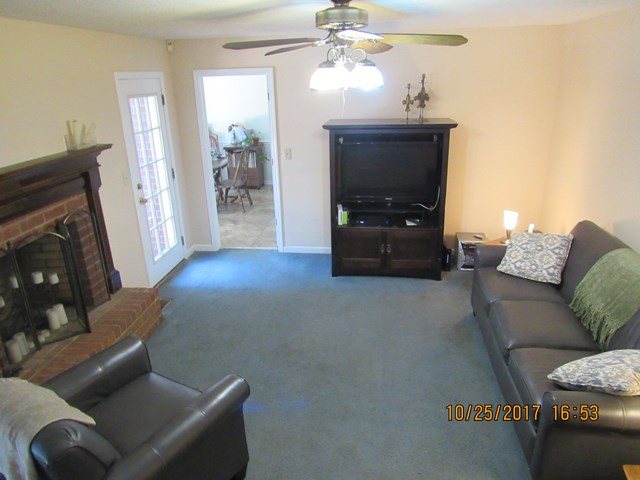 3355 Sugar Mill Road Augusta, GA 30907 - Photo 9 of 17 Family room