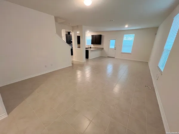 $1,895 | 11306 Amberina, San Antonio, TX 78245