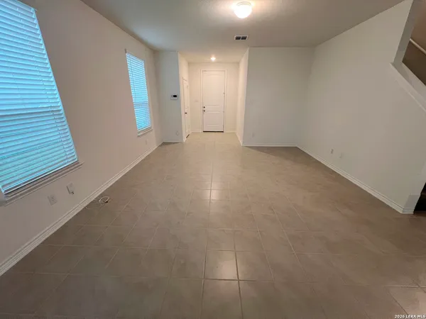 $1,895 | 11306 Amberina, San Antonio, TX 78245