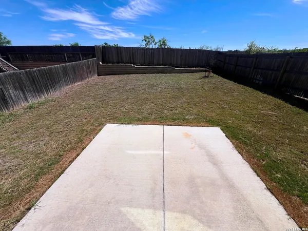 $1,895 | 11306 Amberina, San Antonio, TX 78245