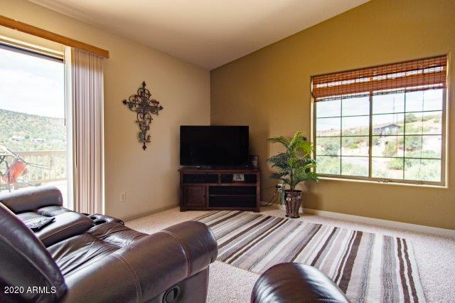 4637 East Amber Road Prescott, AZ 86301 - Photo 17 of 42 EXPANSIVE OWNERS SUITE
