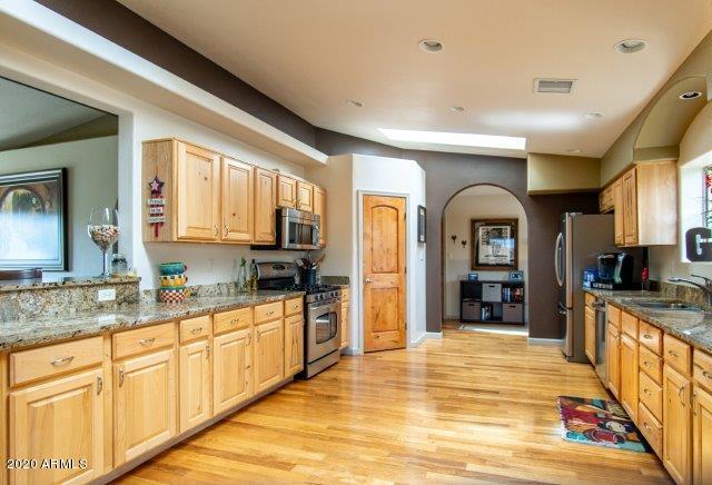 4637 East Amber Road Prescott, AZ 86301 - Photo 5 of 42 LARGE KITCHEN