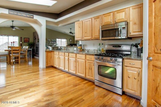 4637 East Amber Road Prescott, AZ 86301 - Photo 6 of 42 KITCHEN GRANITE COUNTERS
