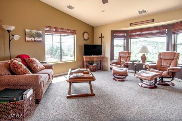 4637 East Amber Road Prescott, AZ 86301 - Photo 10 of 42 LIVING ROOM WITH VIEW