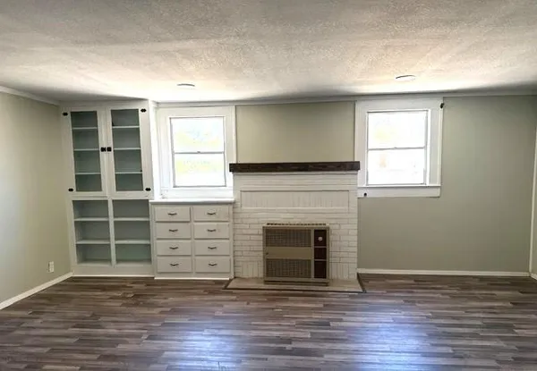 a view of a livingroom with a fireplace