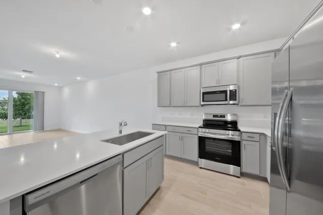 $3,100 | 13836 Hero Path, Delray Beach, FL 33484