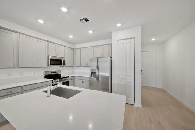 $3,100 | 13836 Hero Path, Delray Beach, FL 33484