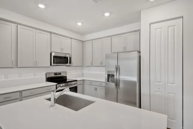 $3,100 | 13836 Hero Path, Delray Beach, FL 33484