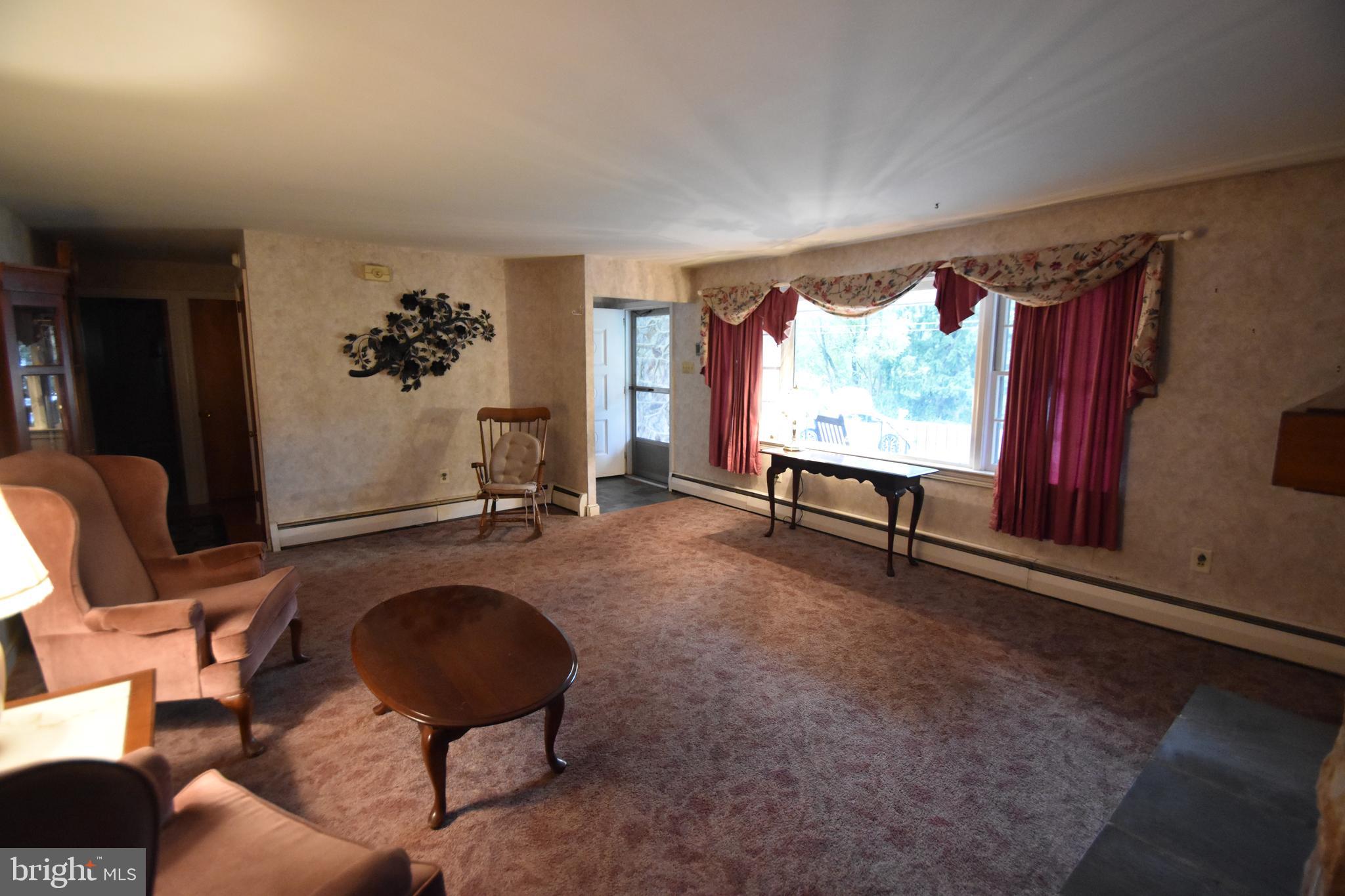 400 West Hoffecker Road Pottstown, PA 19465 - Photo 5 of 14 Gallery Image 5