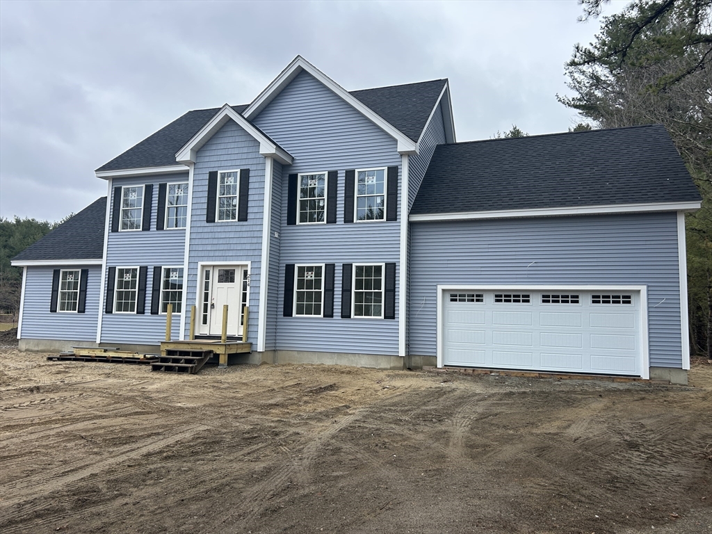 214 Hampshire Road Methuen, MA 01844 - Photo 2 of 20 Gallery Image 2