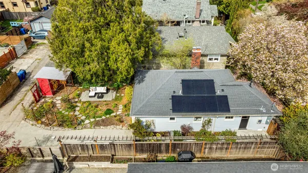 $835,000 | 3321 35th Avenue South, Seattle, WA 98144