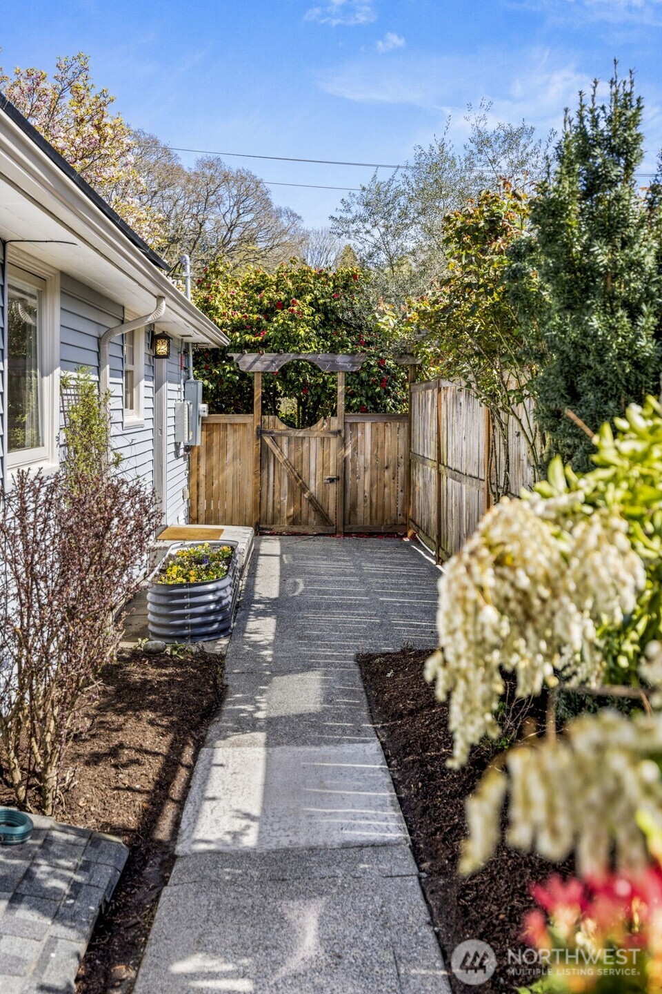 3321 35th Avenue South Seattle, WA 98144 - Photo 29 of 33 a view of a backyard with sitting area