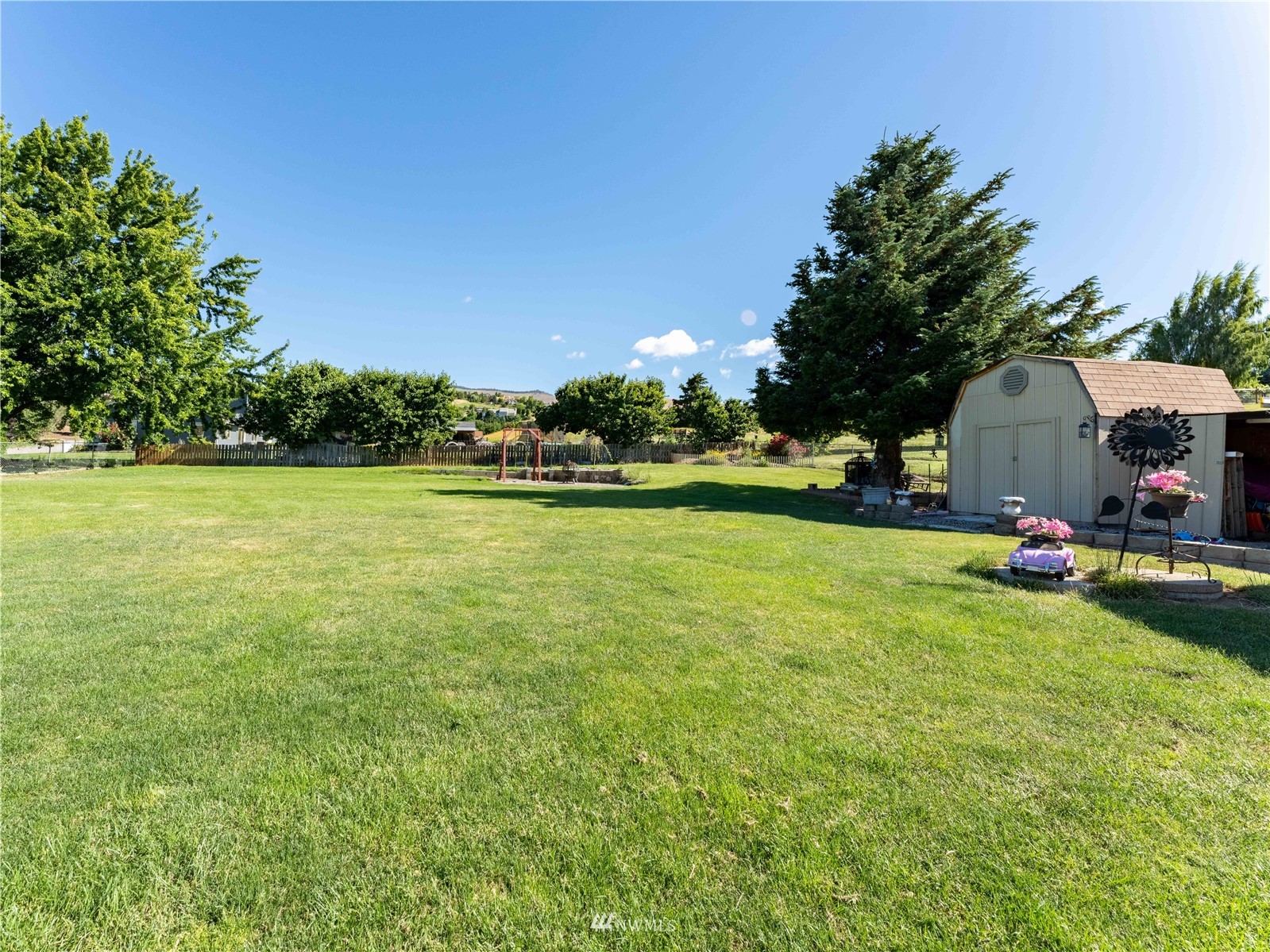 1214 American Fruit Road Wenatchee, WA 98801 - Photo 13 of 37 Gallery Image 13