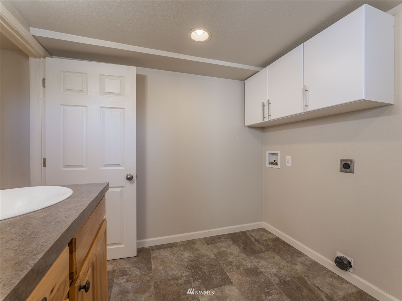 1214 American Fruit Road Wenatchee, WA 98801 - Photo 30 of 37 Gallery Image 30