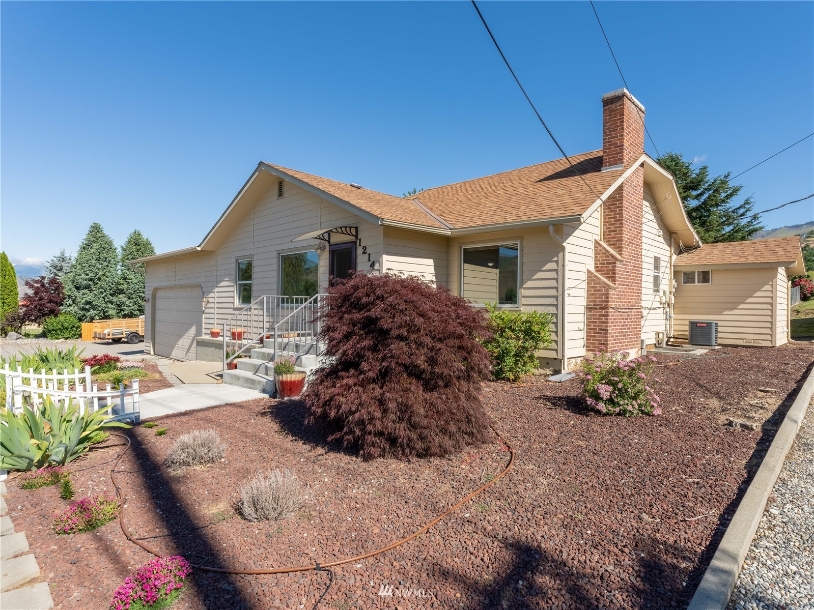 1214 American Fruit Road Wenatchee, WA 98801 - Photo 3 of 37 Gallery Image 3