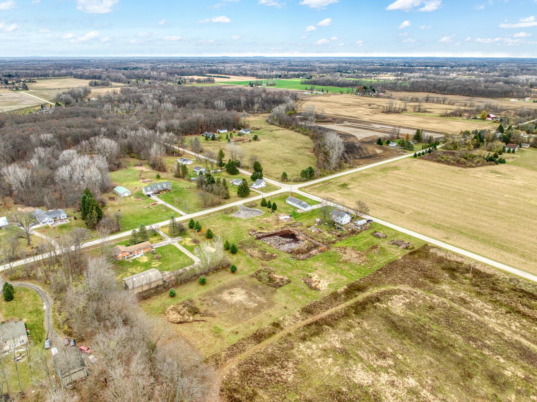 13685 Wanty Road Milan, MI 48160 - Photo 32 of 34 37-web-or-mls-DJI_0376_HDR