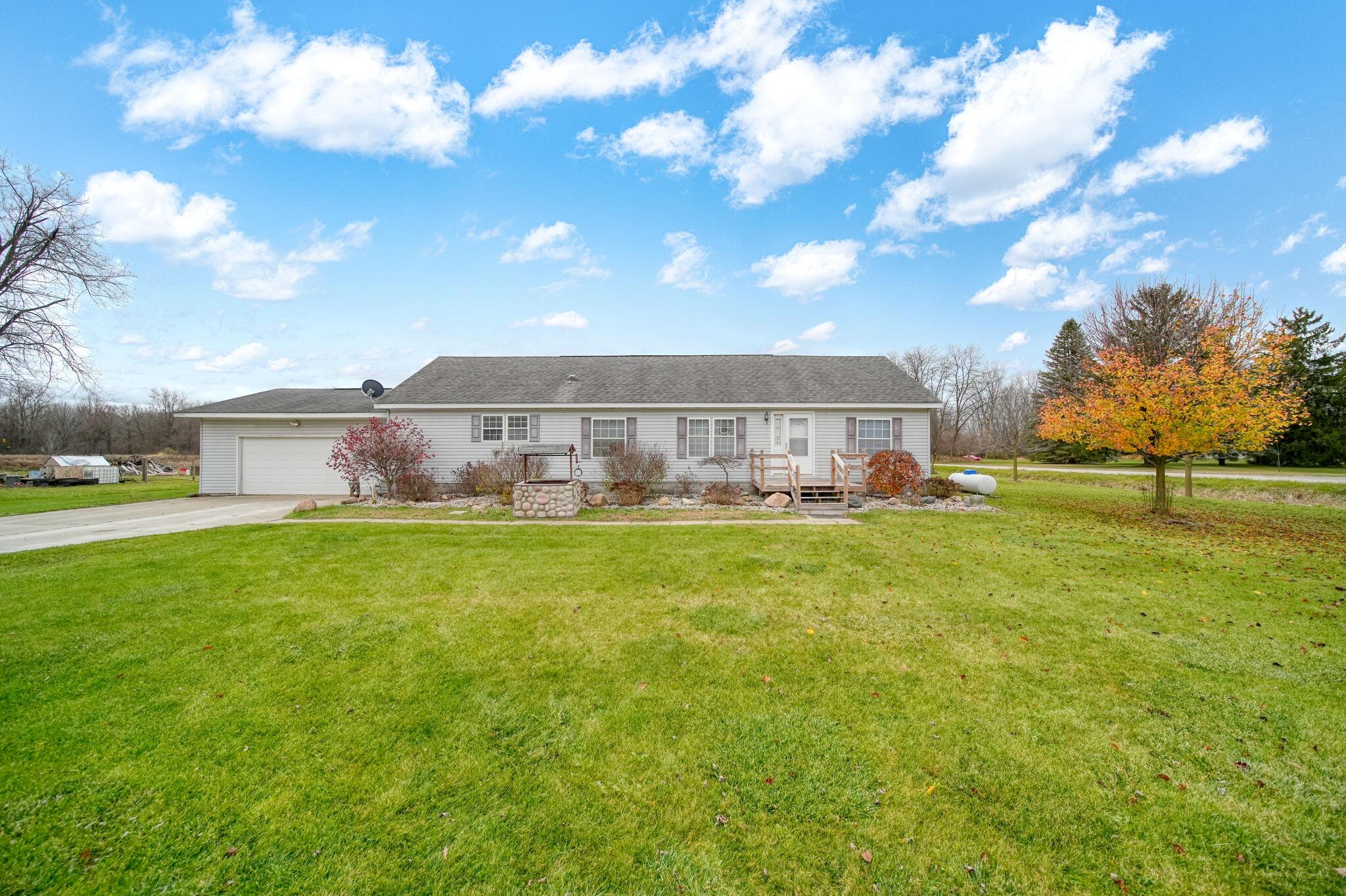 13685 Wanty Road Milan, MI 48160 - Photo 4 of 34 2-web-or-mls-DSC07430_HDR