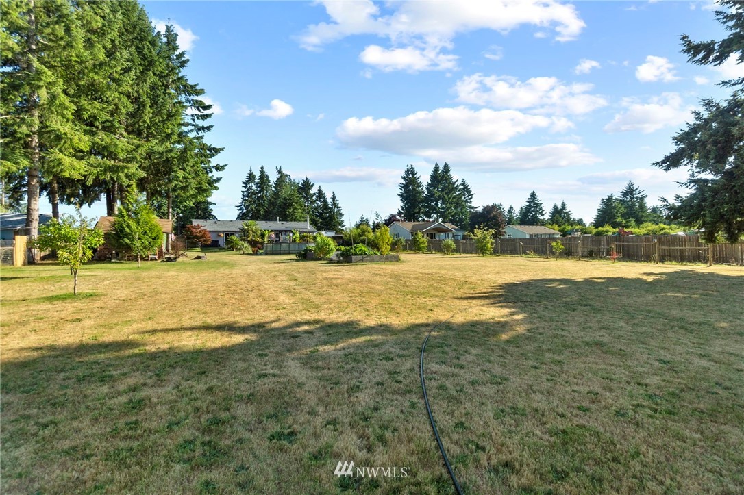 5918 185th Avenue Southwest Rochester, WA 98579 - Photo 22 of 26