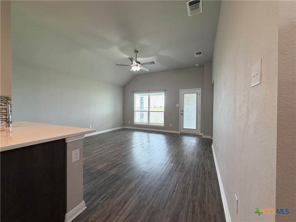 3010 Clevelander Drive Temple, TX 76504 - Photo 7 of 26