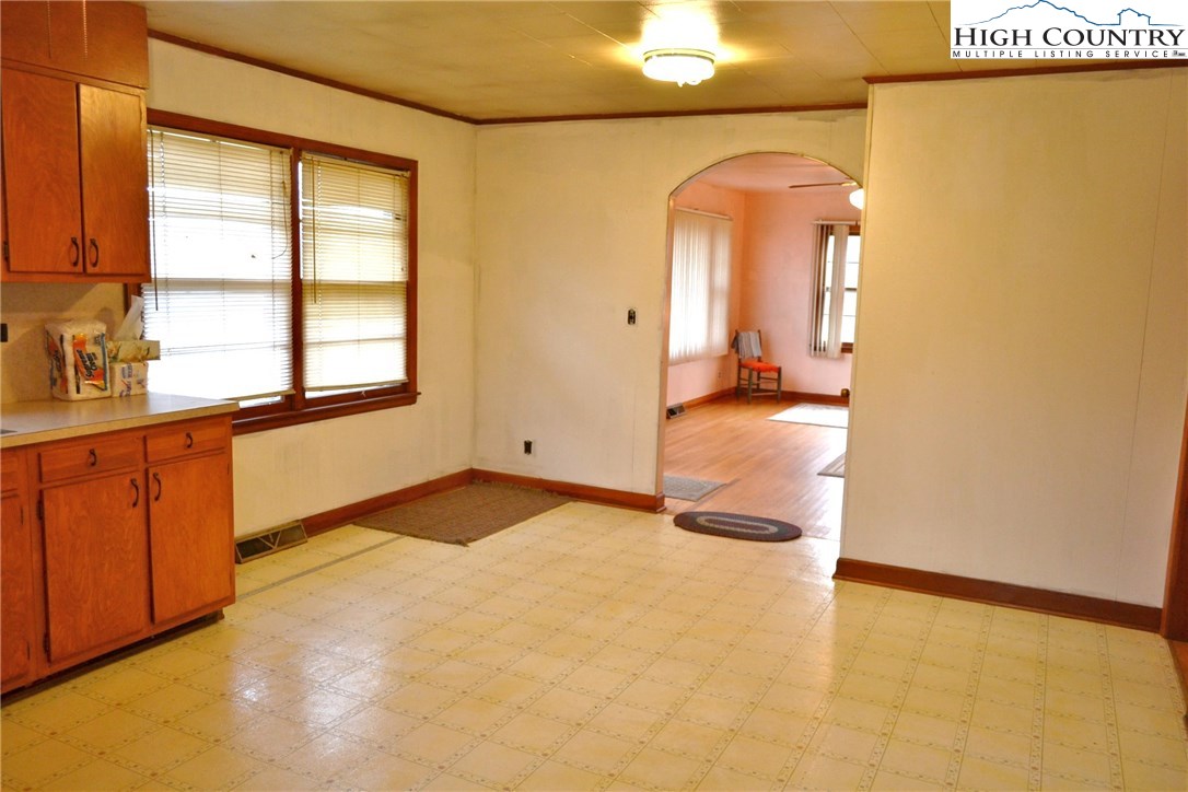 7253 Flat Ridge Road Troutdale, VA 24378 - Photo 22 of 23 Gallery Image 22