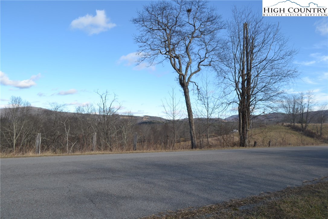 7253 Flat Ridge Road Troutdale, VA 24378 - Photo 10 of 23 Gallery Image 10