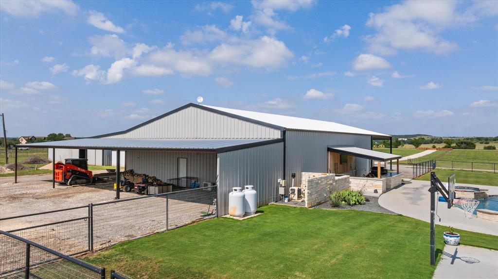 7000 Massey Road Granbury, TX 76049 - Photo 7 of 40