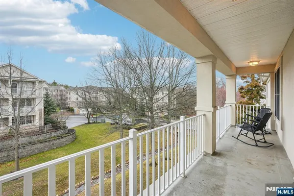$750,000 | 1209 Holly Lane, Unit 141, Cedar Grove, NJ 07009