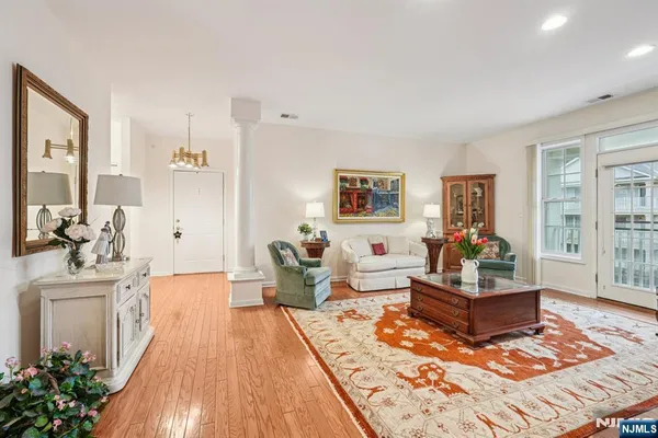 $750,000 | 1209 Holly Lane, Unit 141, Cedar Grove, NJ 07009