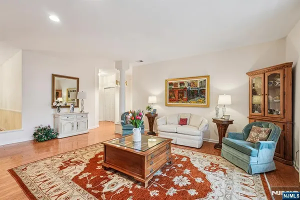 $750,000 | 1209 Holly Lane, Unit 141, Cedar Grove, NJ 07009