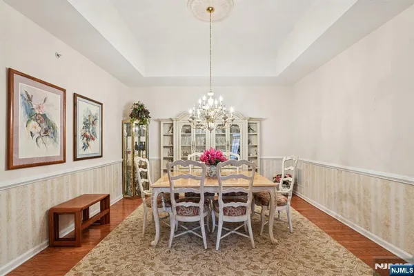 $750,000 | 1209 Holly Lane, Unit 141, Cedar Grove, NJ 07009