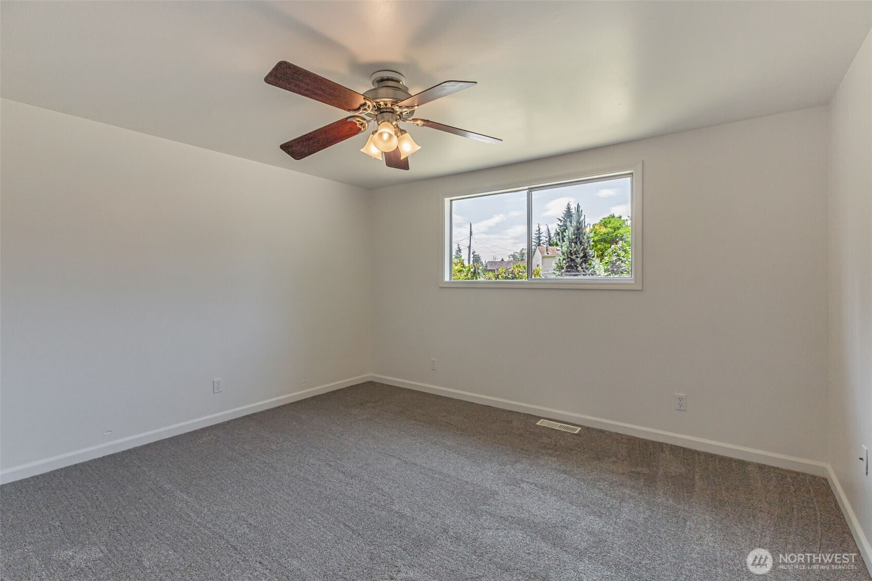 12124 Southeast 161st Street Renton, WA 98058 - Photo 17 of 35 Gallery Image 17