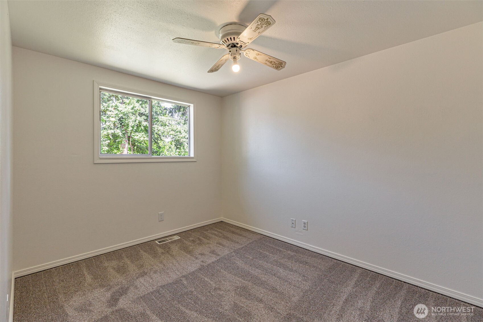 12124 Southeast 161st Street Renton, WA 98058 - Photo 19 of 35 Gallery Image 19