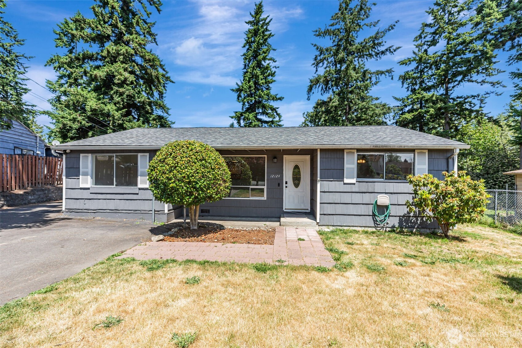 12124 Southeast 161st Street Renton, WA 98058 - Photo 2 of 35 Gallery Image 2