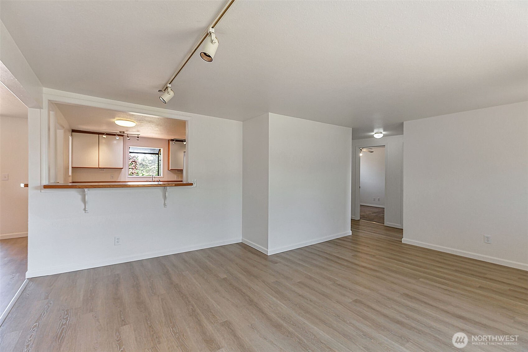 12124 Southeast 161st Street Renton, WA 98058 - Photo 8 of 35 Gallery Image 8