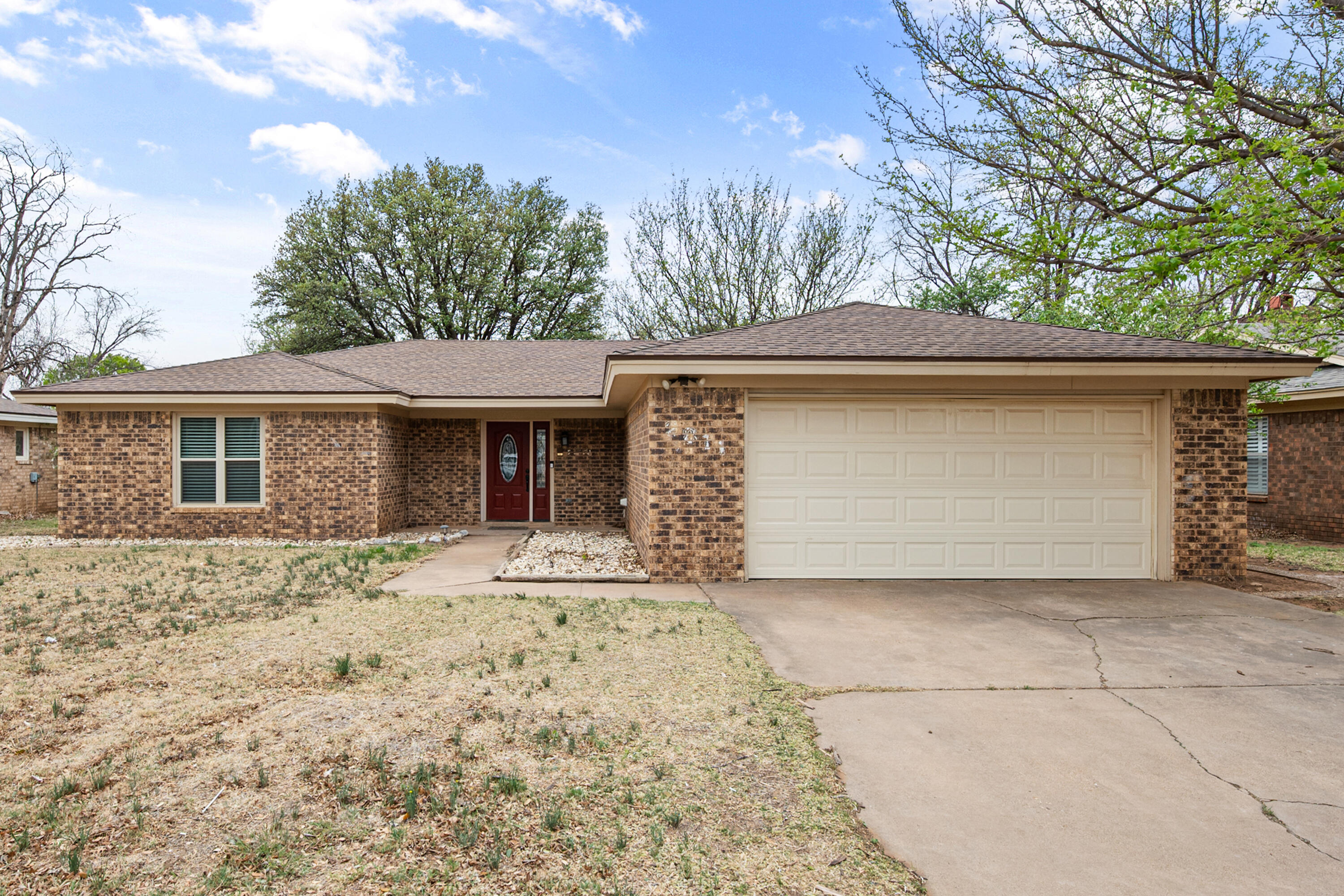 01-2811 74th St1284_crop